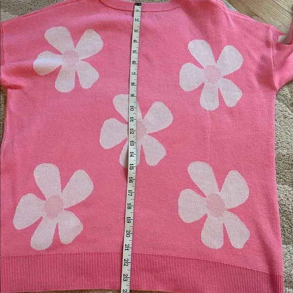 Lilly Pulitzer Sweater - Picture 10 of 14